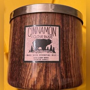 Bath and Body Works Candle